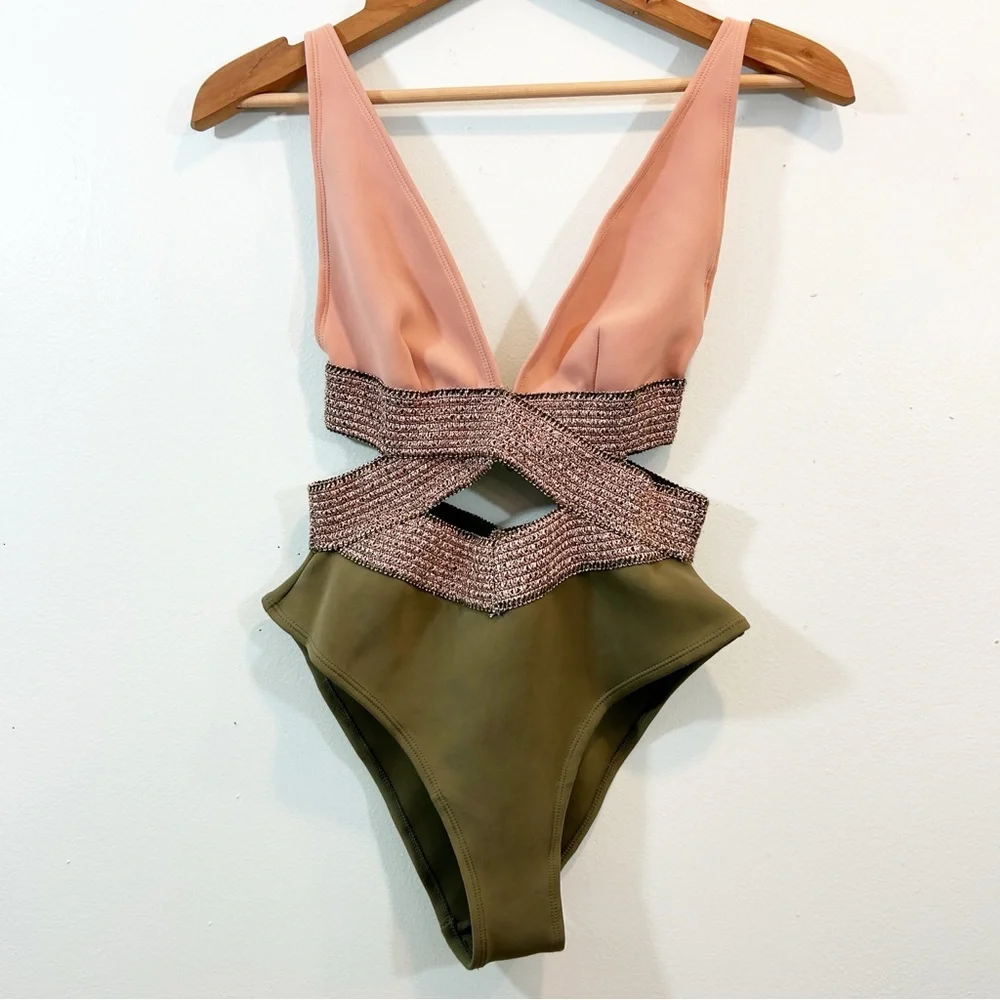 Chic Pink and Green One-Piece Saddle-Stitch Cutout Detail Swimsuit Size 10